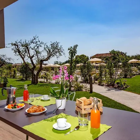 Residenza Olivo Lägenhetshotell Garda (Verona)