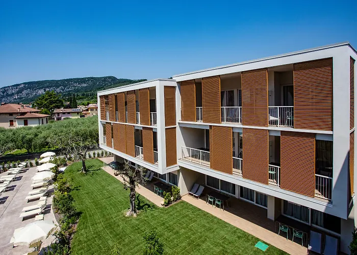 Residenza Olivo 4* Garda (Verona)